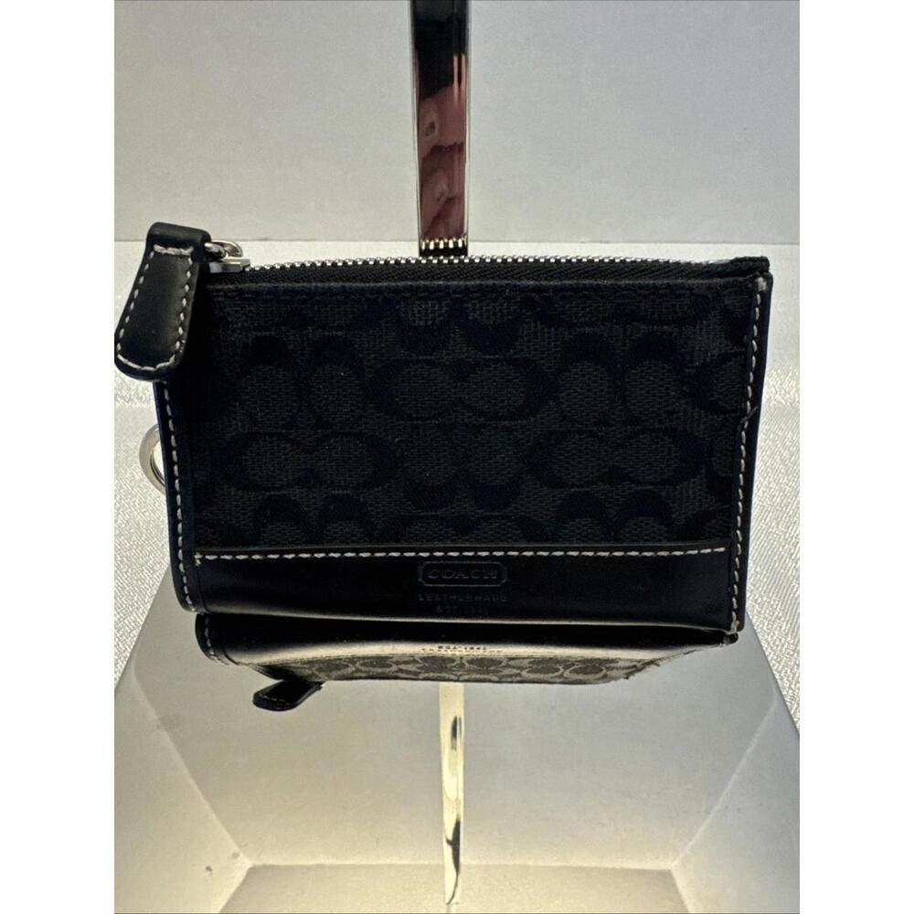 Black Signature Coin Case Keychain